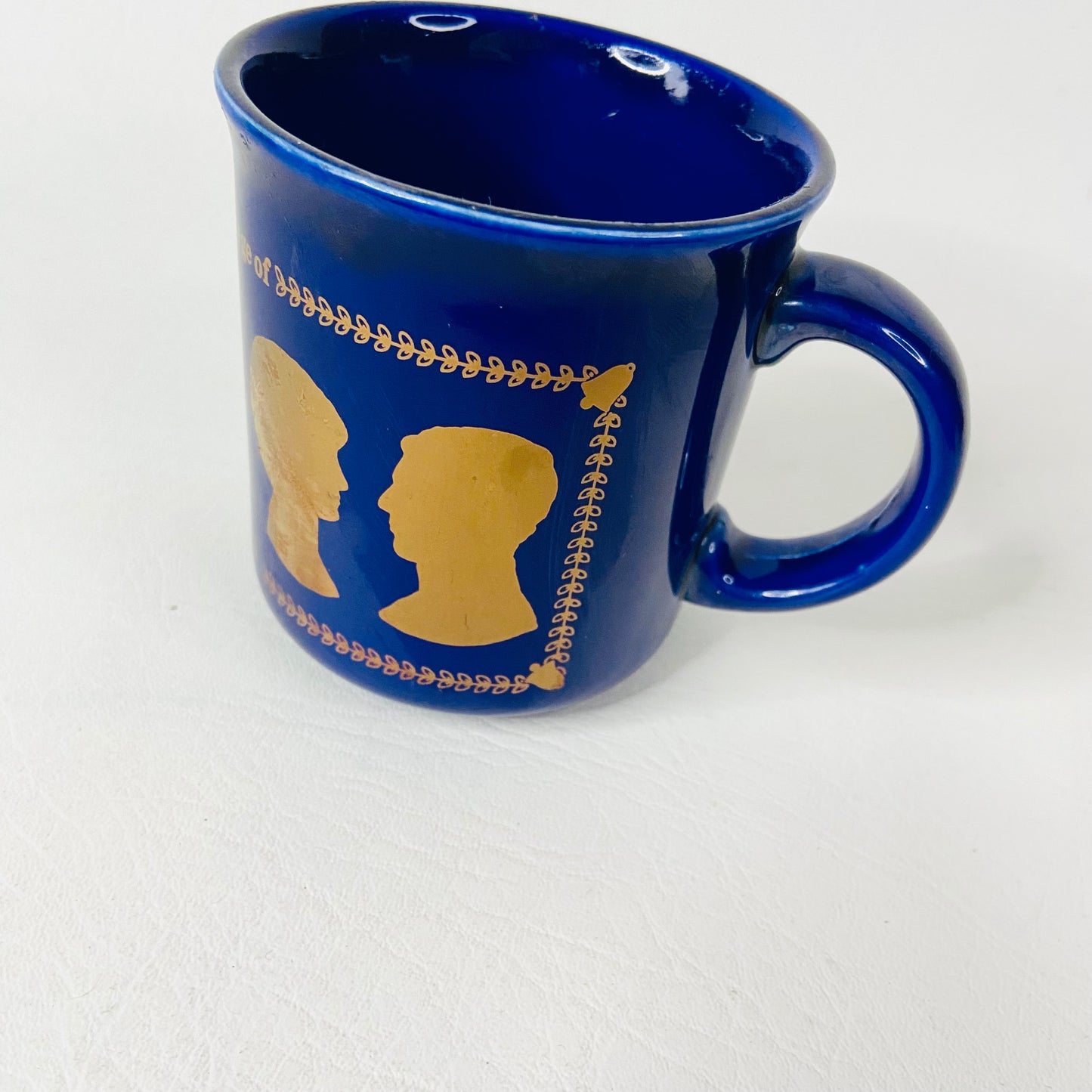 Prince Charles & Diana Commemorative Royal Wedding Mug Navy Blue & Gold Bridgerton Style Silhouette