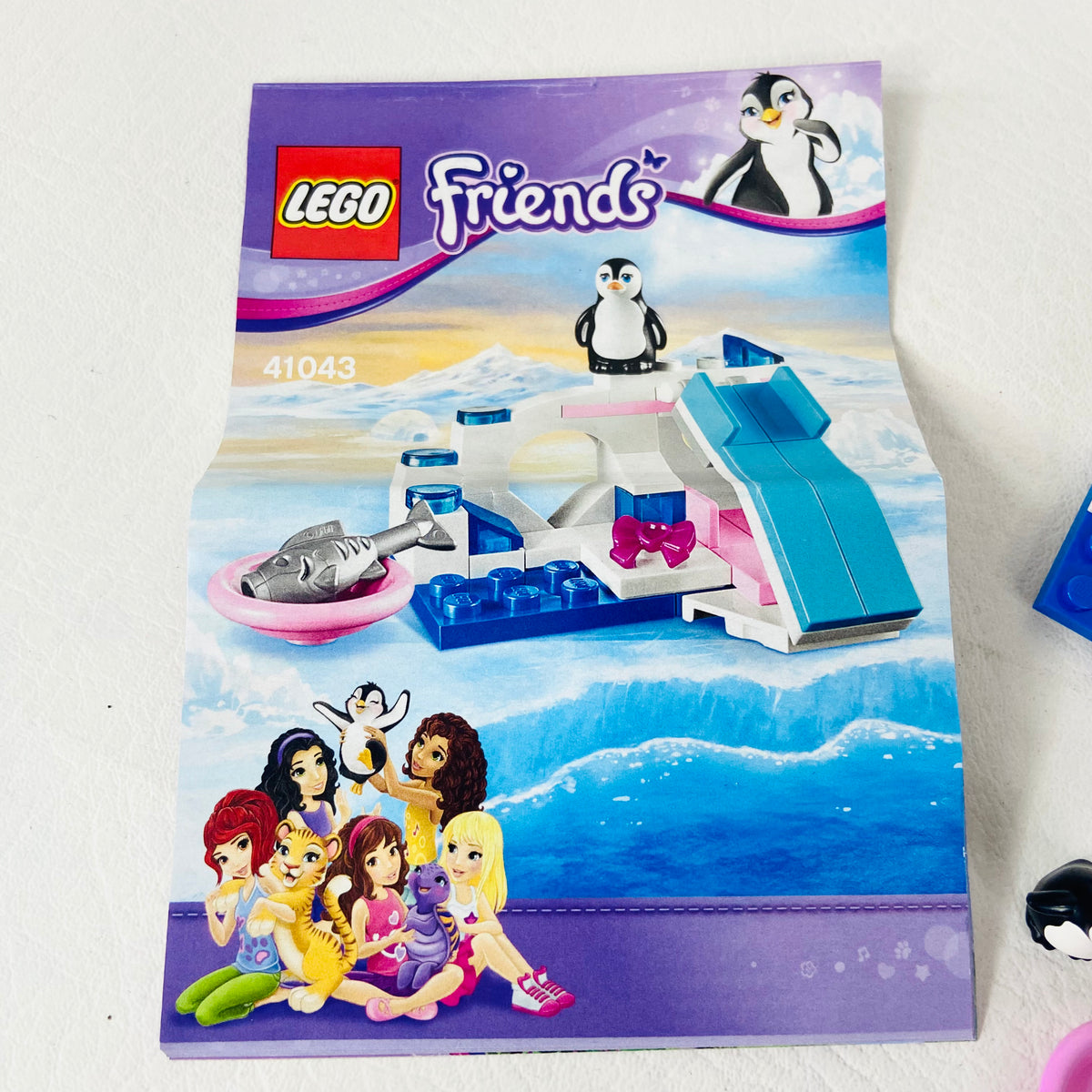 LEGO Friends: Penguins Playground (41043)100% Complete With Instructions & Minifigures