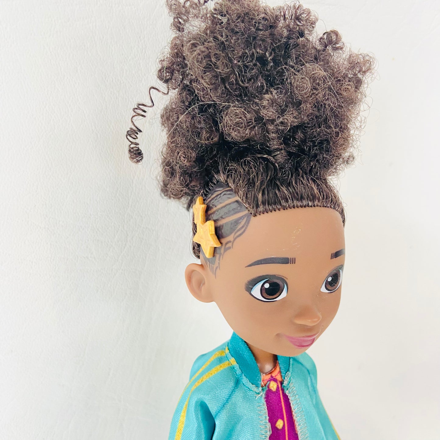 Mattel Karma's World Karma Grant Fashion Doll Netflix (From Bedroom Set)