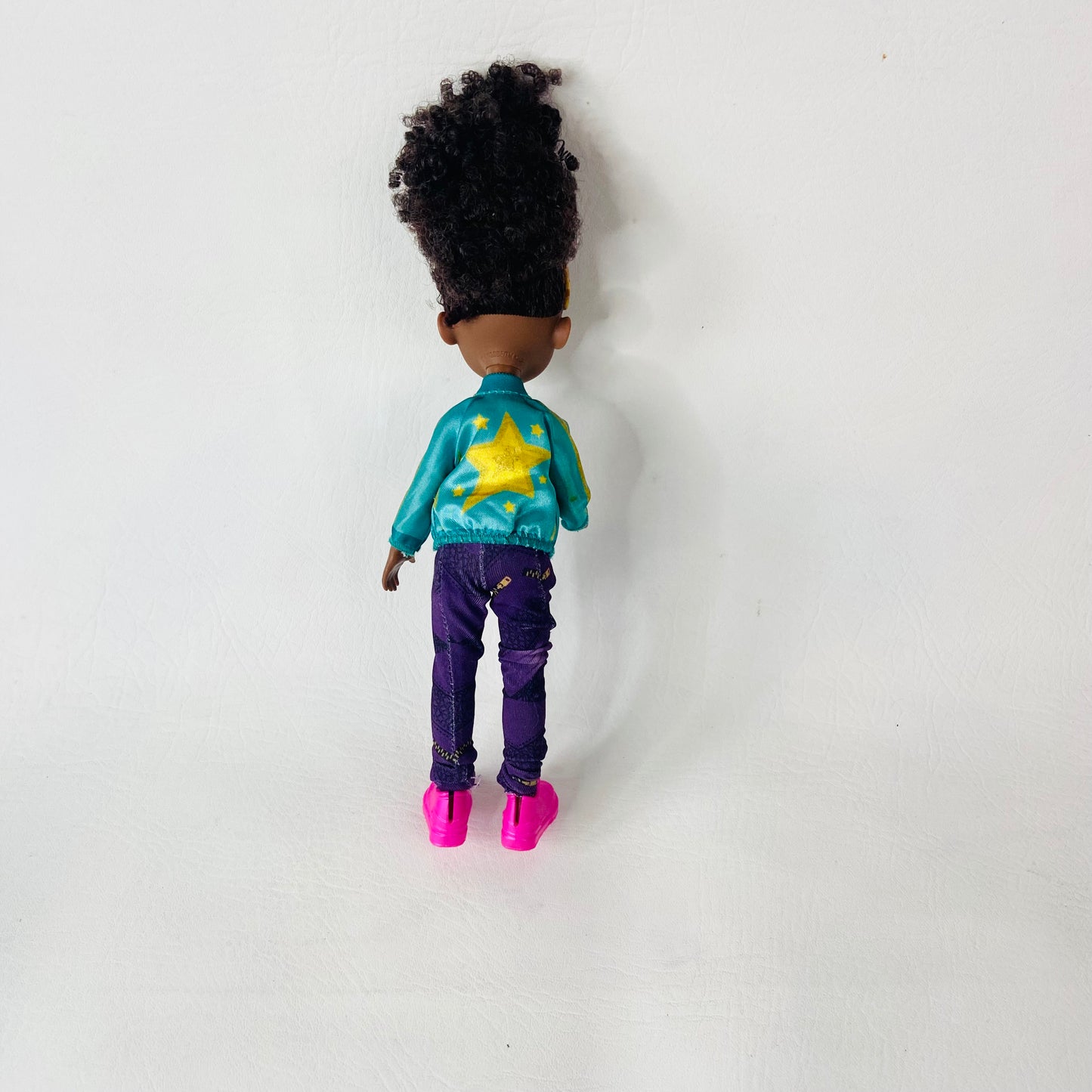 Mattel Karma's World Karma Grant Fashion Doll Netflix (From Bedroom Set)