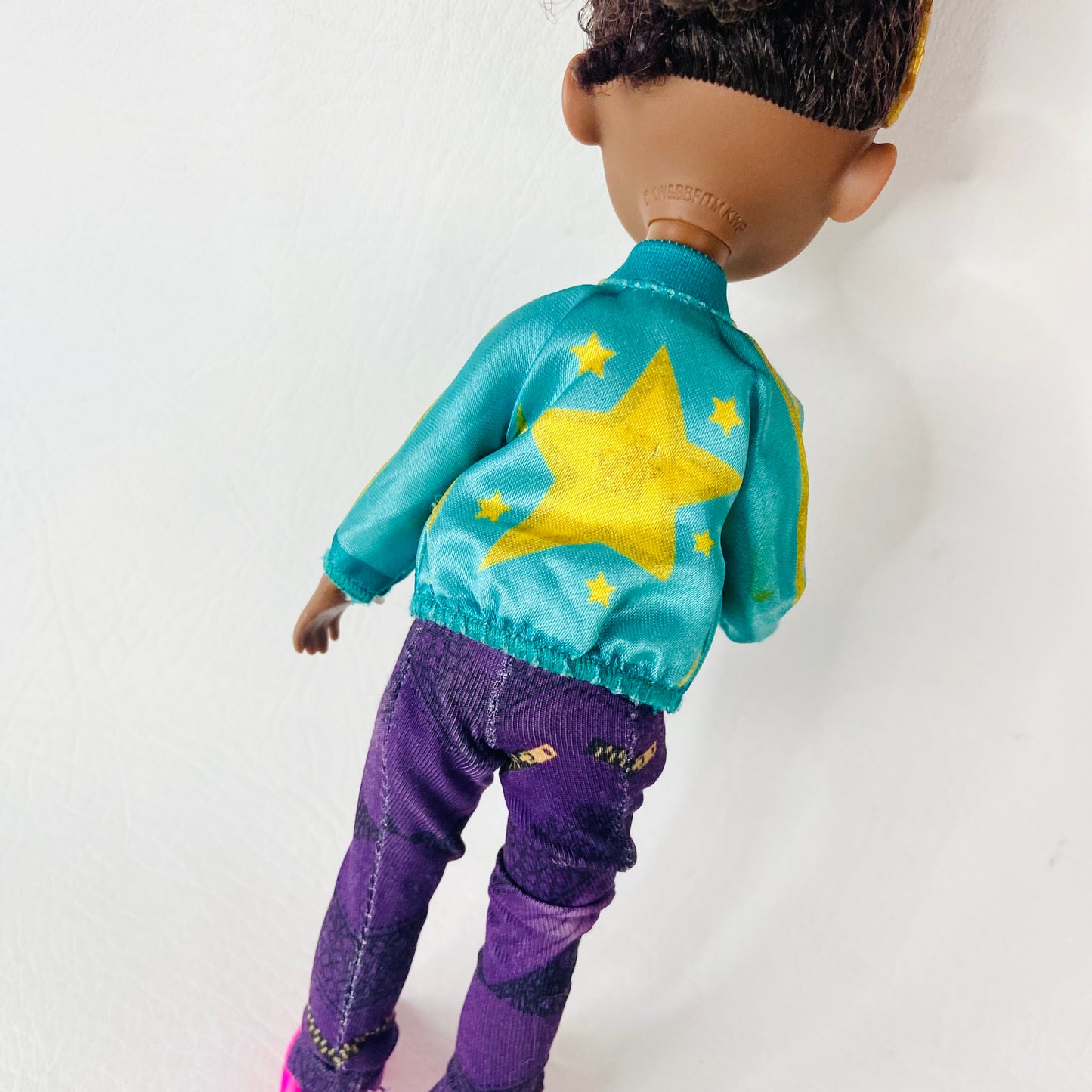 Mattel Karma's World Karma Grant Fashion Doll Netflix (From Bedroom Set)