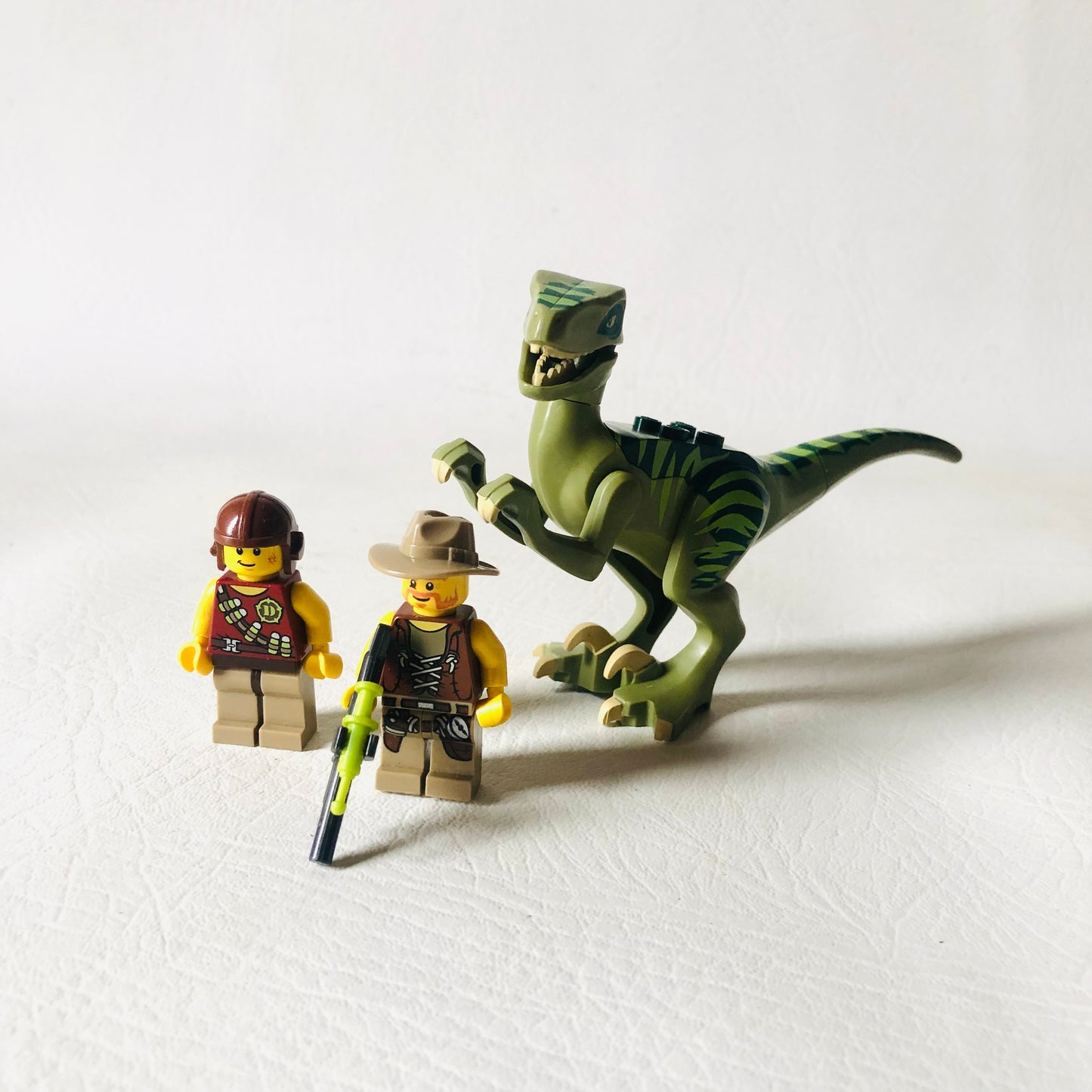LEGO Dino: Raptor Chase (5884) 100% Complete With Instructions & Dinosaur & Minifigures