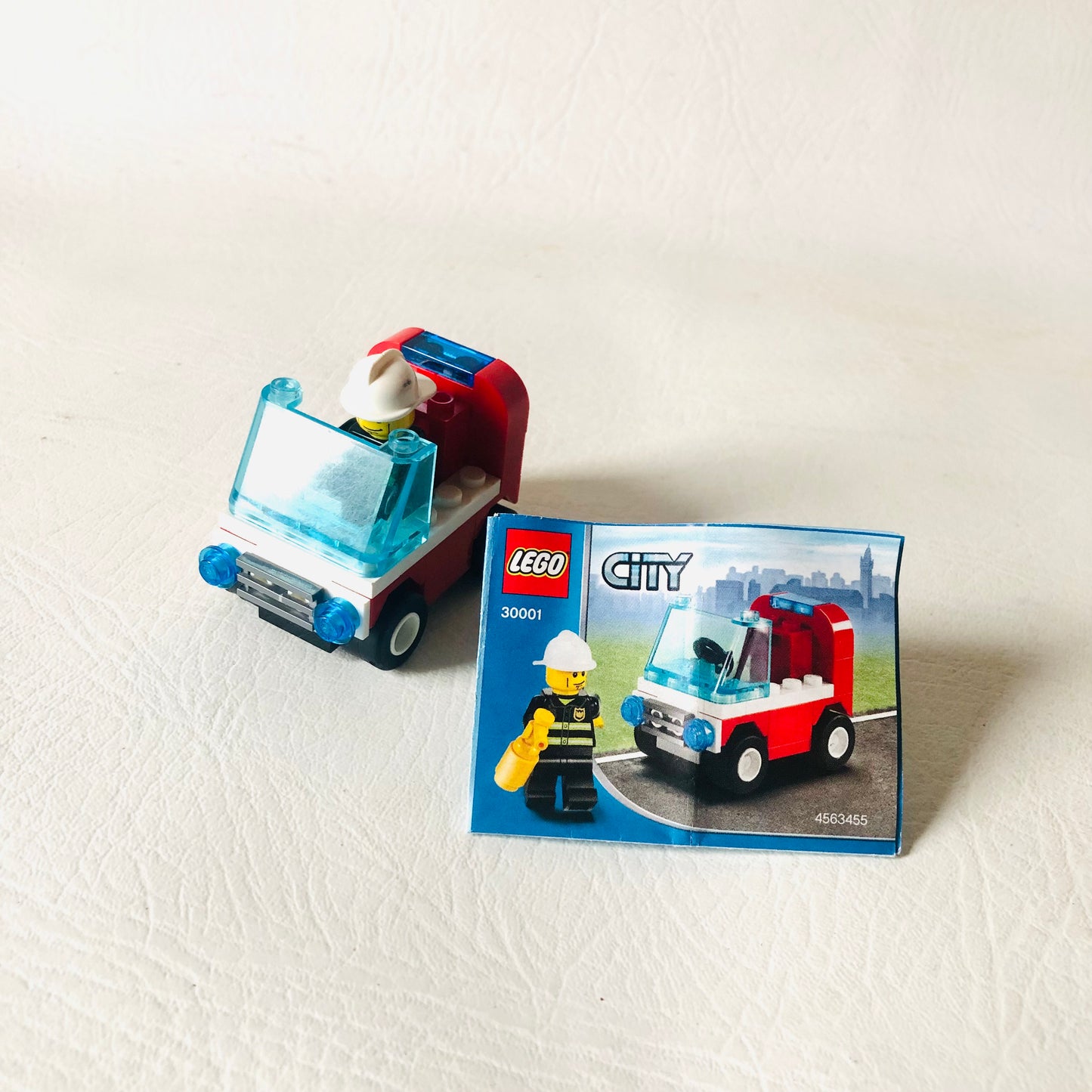 LEGO City: Firemans Car (30001) 100% Complete With Instructions & Minifigures