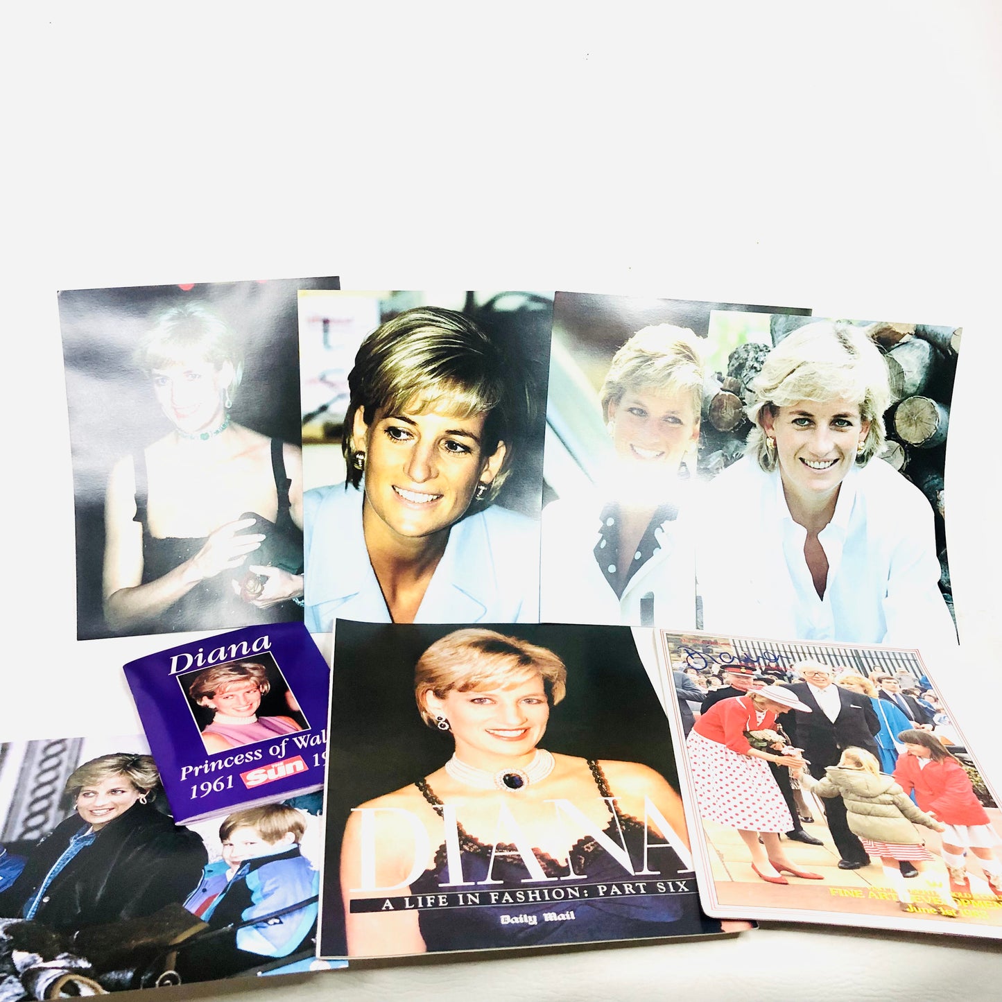 Princess Diana Royal Family Collection of 10”x8” Memorabilia Pictures Daily Mail Newspaper plus extras