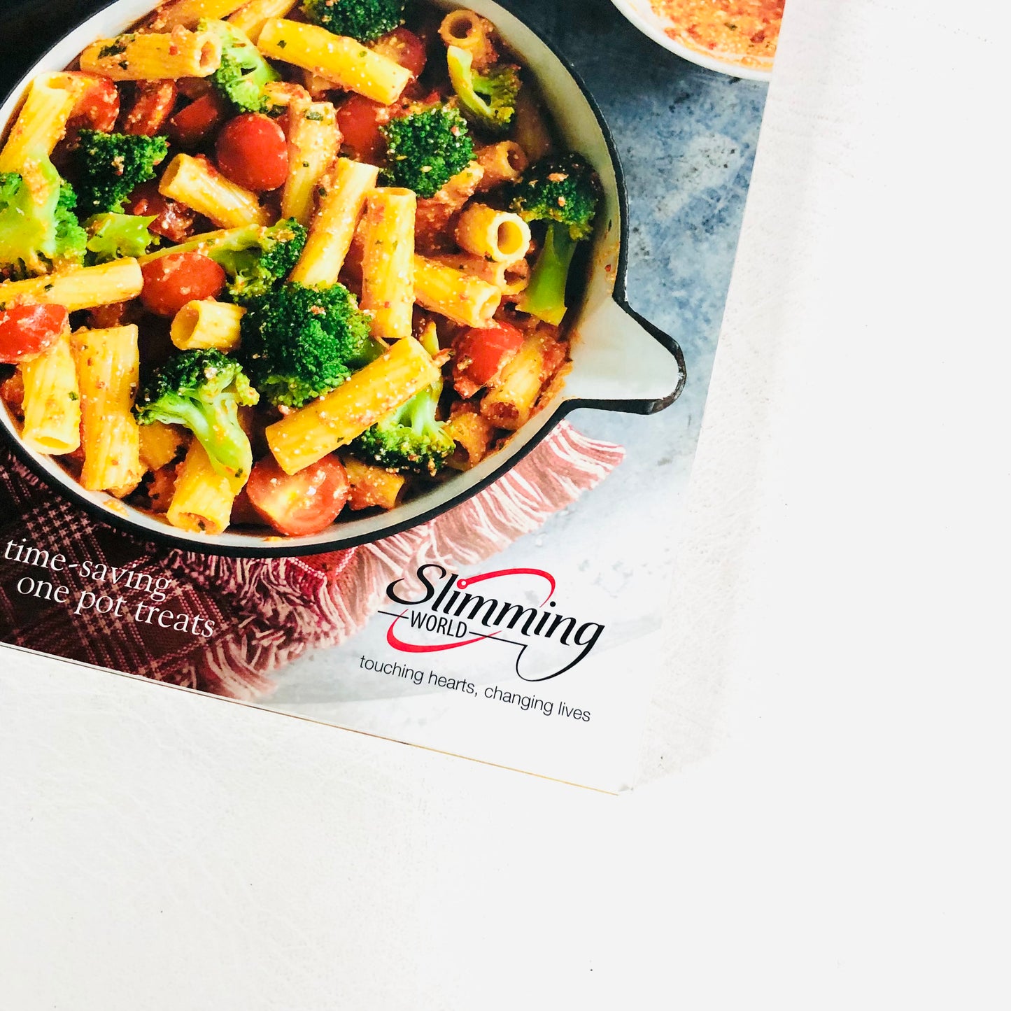 Slimming World Extra Easy All in One Recipe Cookbook Tasty One Pot Dishes