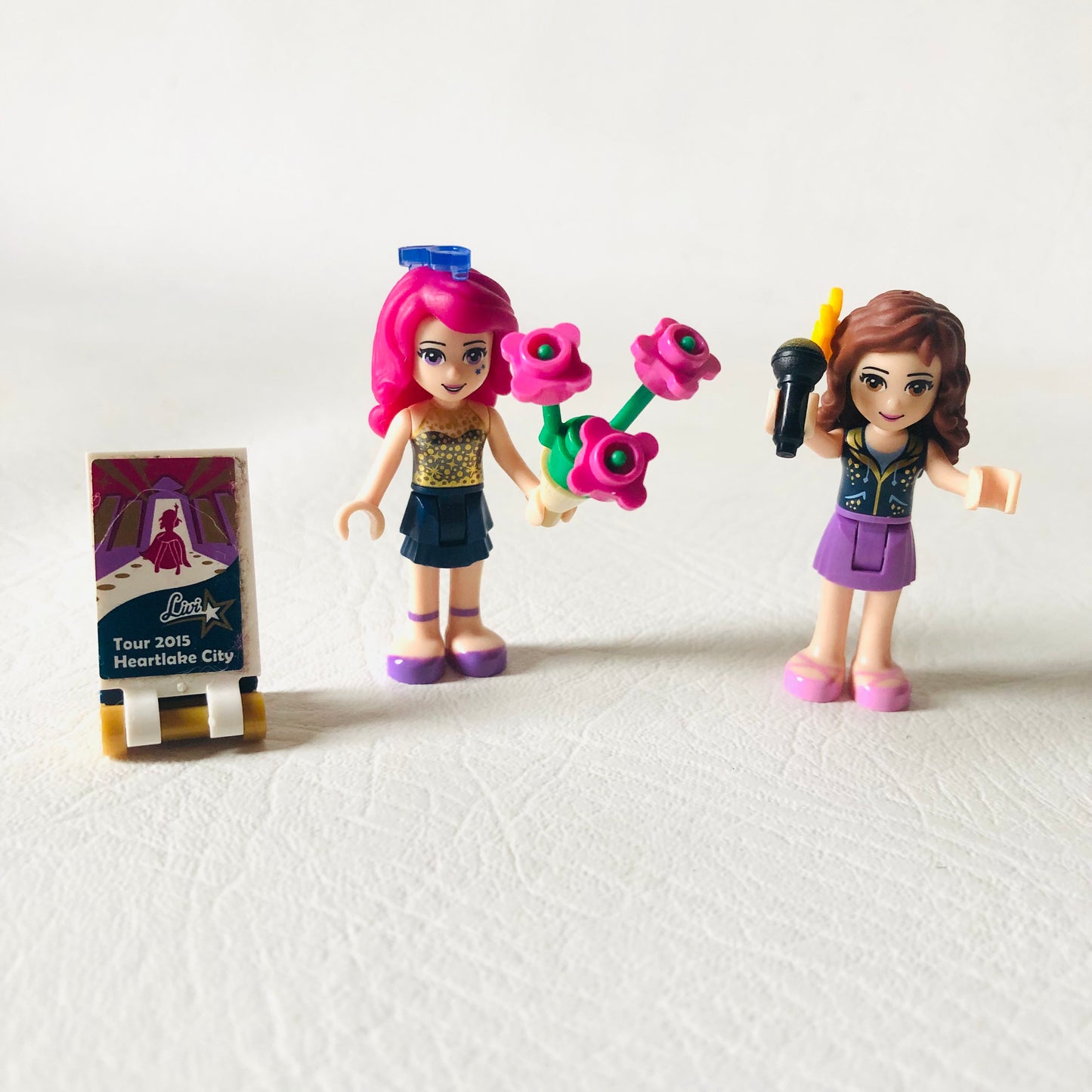 LEGO FRIENDS: Pop Star Limousine (41107) 100% Complete With Instructions & Minifigures