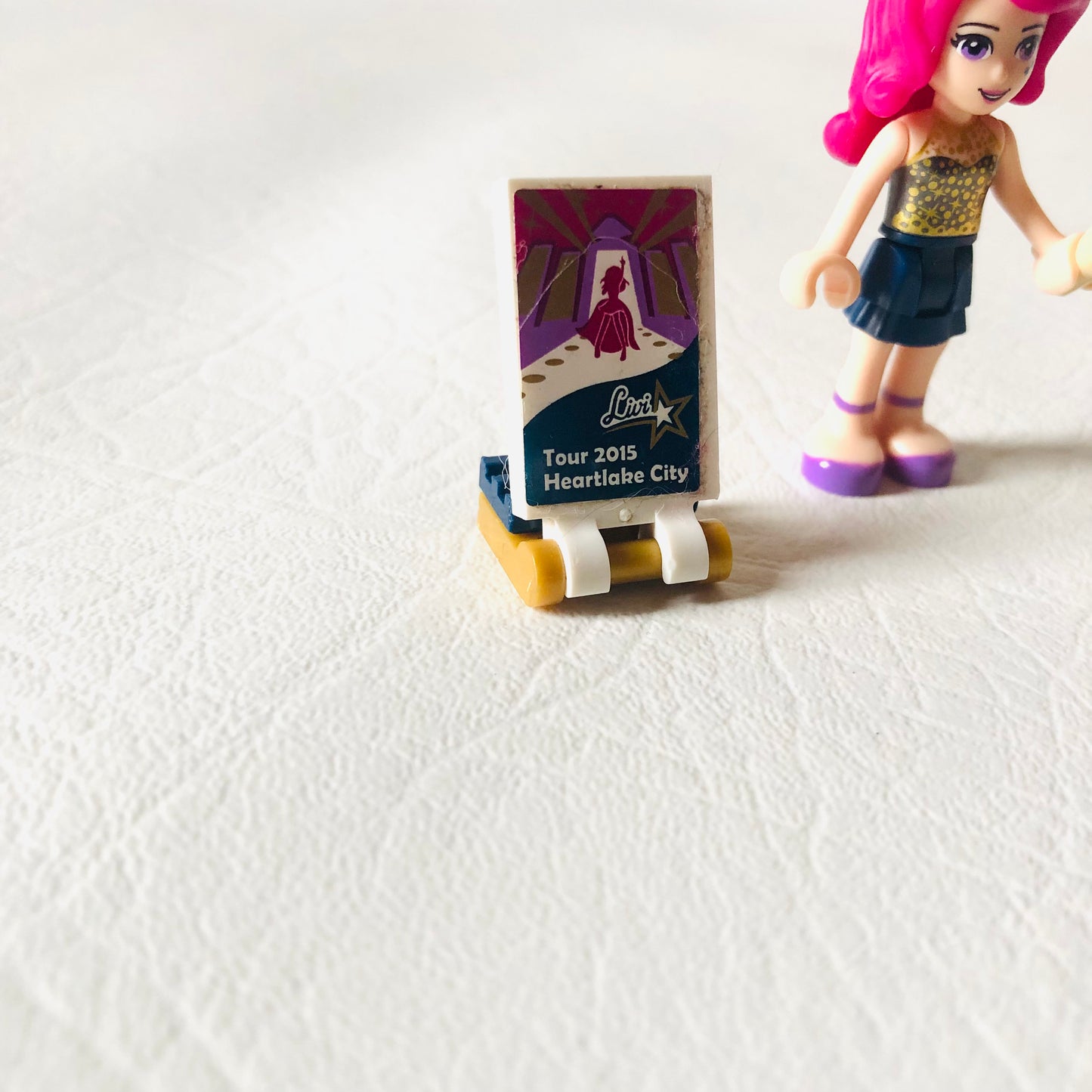 LEGO FRIENDS: Pop Star Limousine (41107) 100% Complete With Instructions & Minifigures