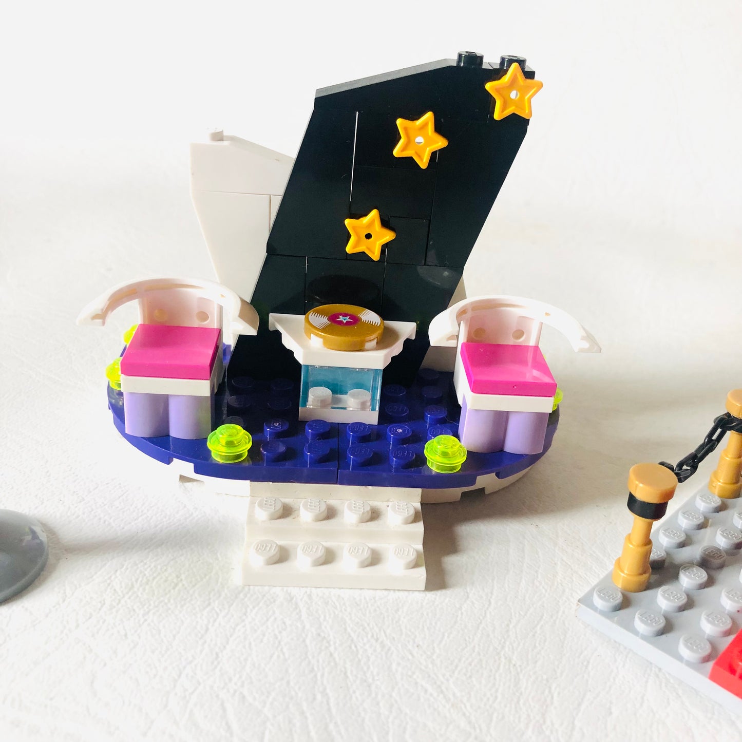 LEGO FRIENDS: Pop Star Limousine (41107) 100% Complete With Instructions & Minifigures