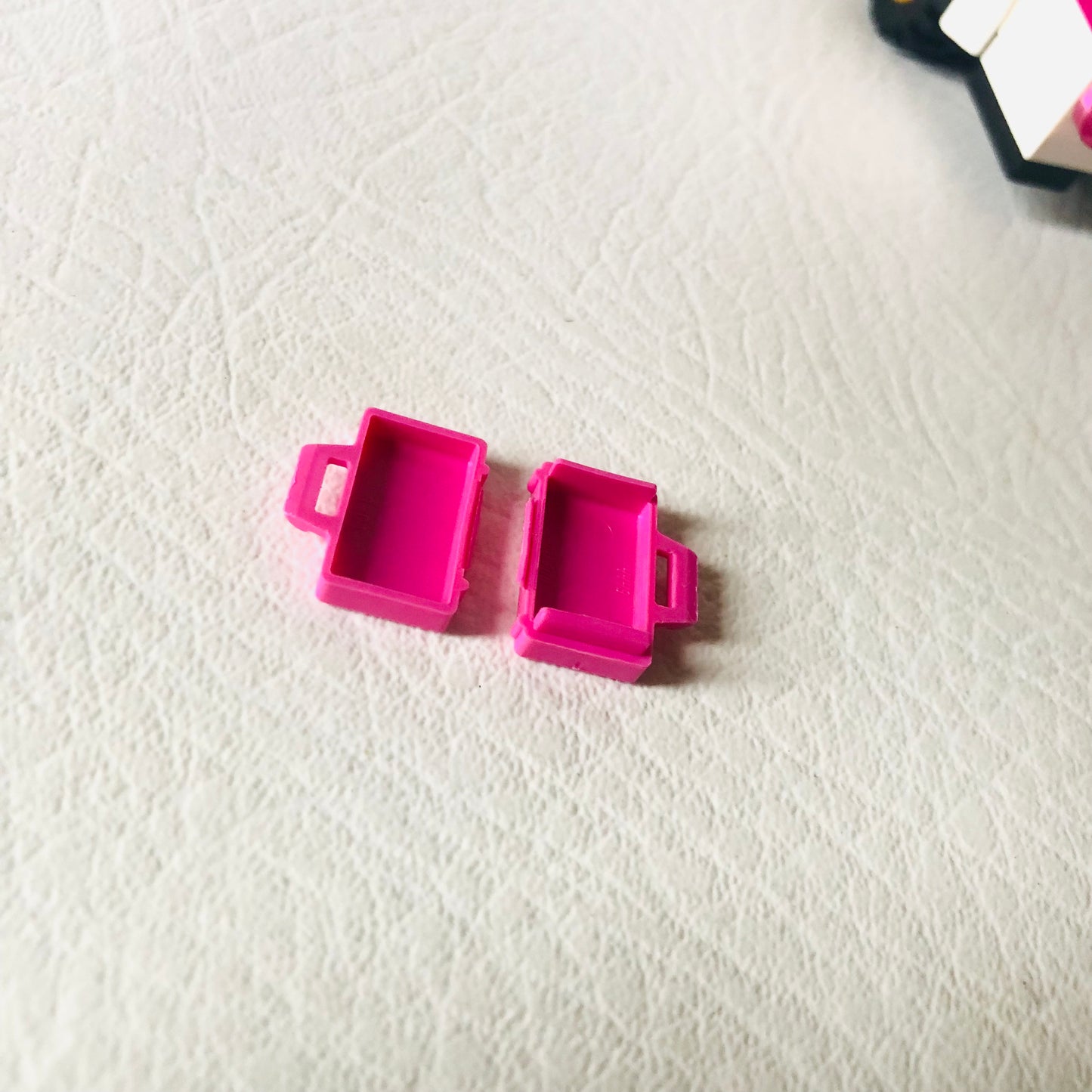 LEGO FRIENDS: Pop Star Limousine (41107) 100% Complete With Instructions & Minifigures