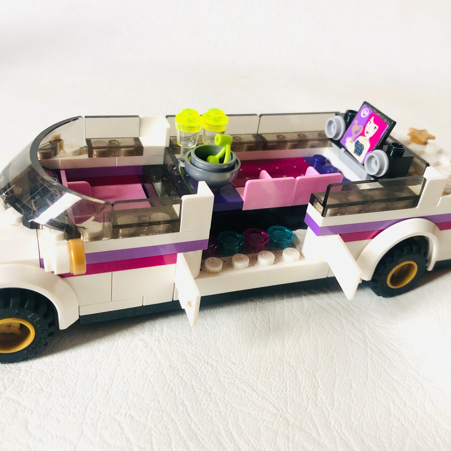 LEGO FRIENDS: Pop Star Limousine (41107) 100% Complete With Instructions & Minifigures