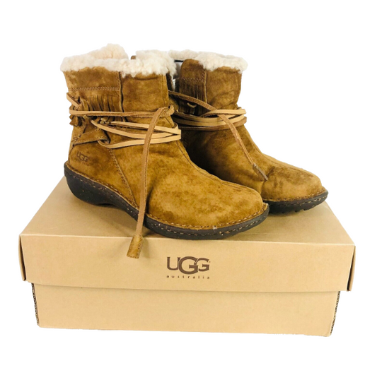 Ugg Australia Gaviota Tan Ankle boots size 4.5 UK 37 Rare New