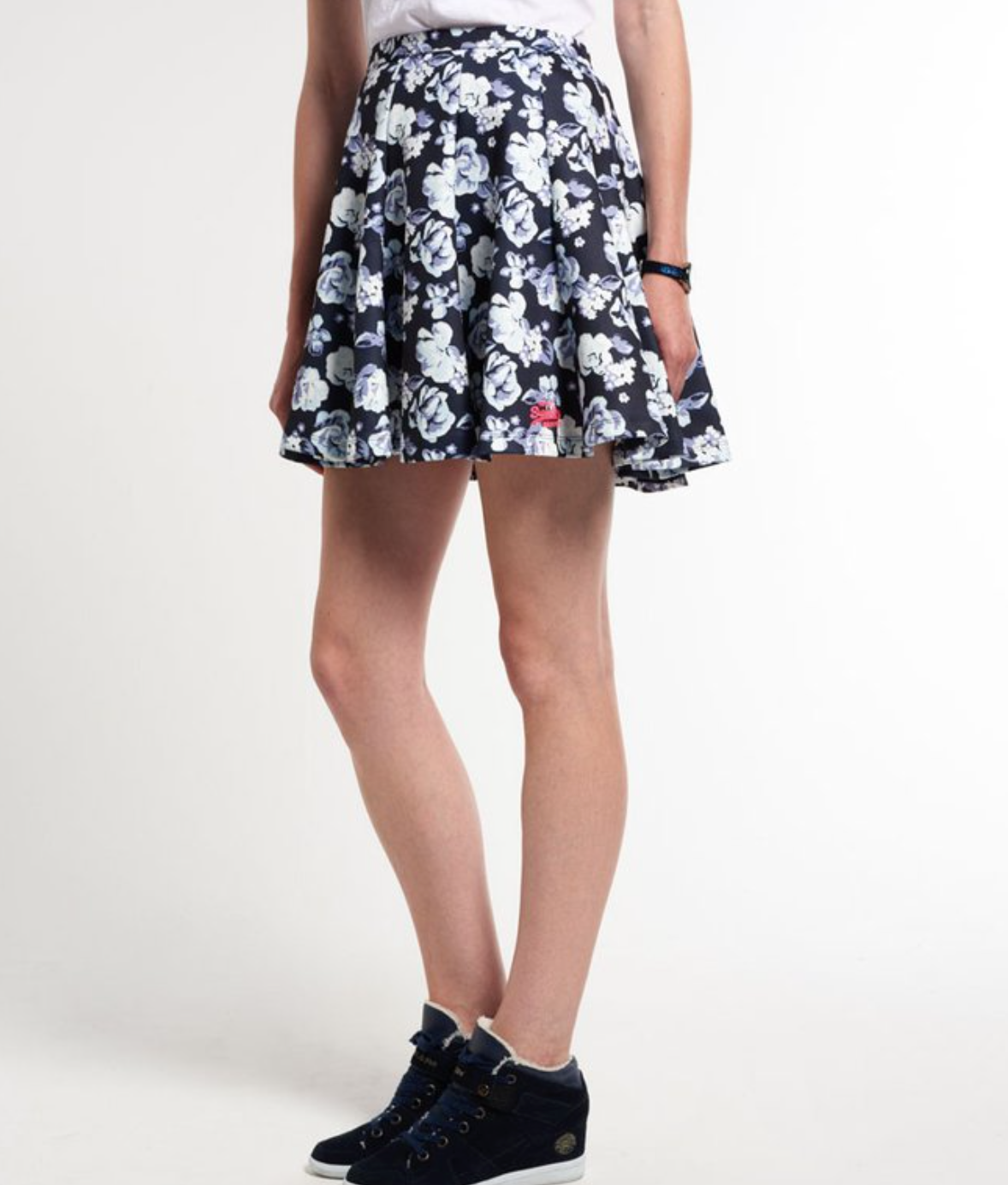 Superdry Navy Blue Floral Scuba Skater Mini Skirt Size Medium (UK 10)