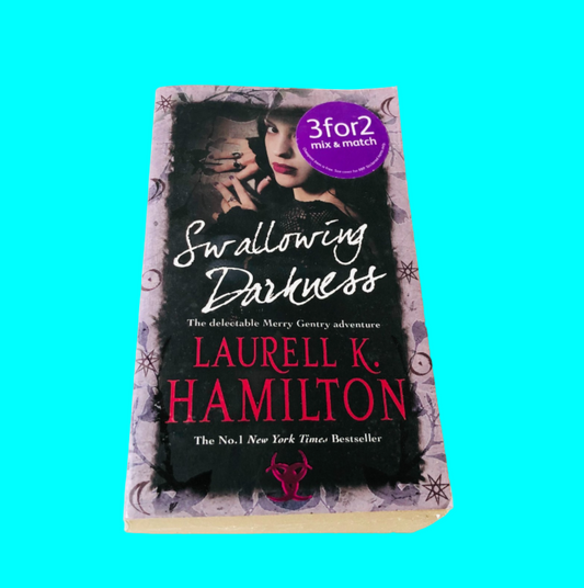 Swallowing Darkness Urban Fantasy (Merry Gentry 7) Laurell K Hamilton Novel Book